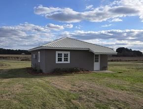 Chadbourn house for rent - 95 Lake Park Drive