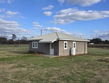 Chadbourn house for rent - 95 Lake Park Drive
