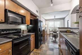 Austin apartment for rent - Kitchen Villas at Stone Oak Ranch
