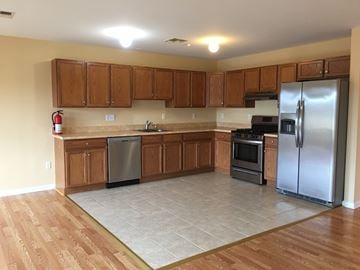 Waretown apartment for rent - Ocean Memorial Plaza