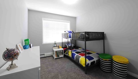 Floor plan for 2 beds, 2 baths, 869 sqft