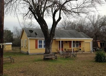 San Antonio house for rent - 11680 S. Foster Road