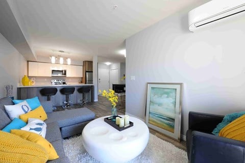 Floor plan for 2 beds, 2 baths, 869 sqft