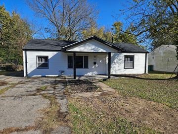 St. Louis house for rent - 9852 Lorna Lane