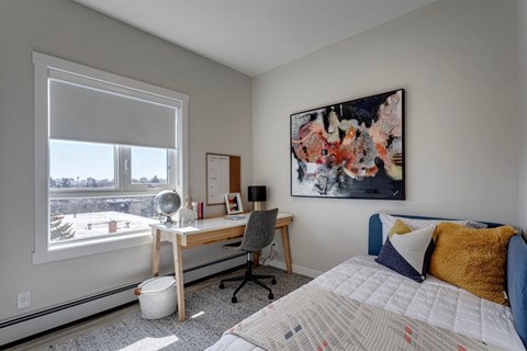 Floor plan for 2 beds, 2 baths, 779 sqft