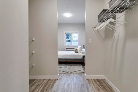 Floor plan for 1 bed, 1 bath, 658 sqft
