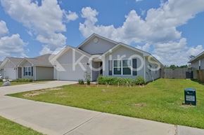 Pace house for rent - 4675 Malay Cir
