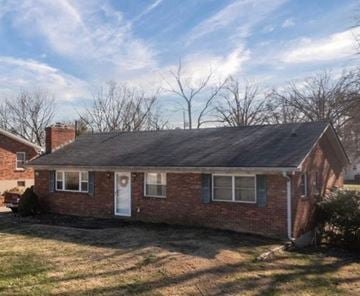 Clarksville house for rent - 1553 Blackiston Mill Road