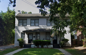Columbia house for rent - a white house with a sidewalk in front of it
