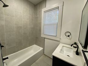 Louisville house for rent - 407 Shelby Parkway