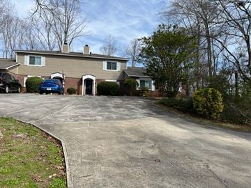 Newnan house for rent - 72 Autumn Lane