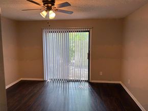 Newnan house for rent - 16 Oak Mount Dr.
