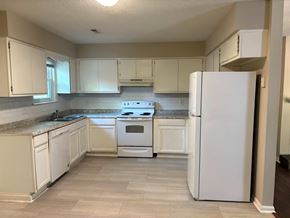 Newnan house for rent - 16 Oak Mount Dr.