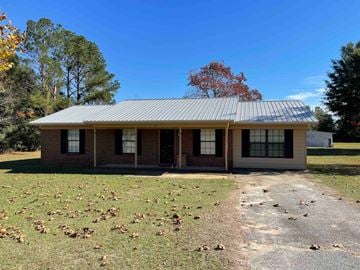 Bainbridge house for rent - 151 Kelley Road
