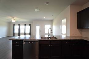 Fate house for rent - 476 Declaration Way