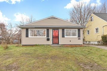 Cleveland house for rent - the front of a house with a red door