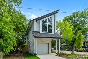 San Antonio apartment for rent - a small gray and with a garage