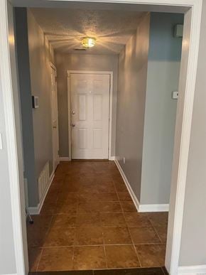 Montgomery house for rent - Denham Court 6605