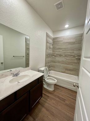 Killeen apartment for rent - a bathroom with a sink toilet and a bath tub