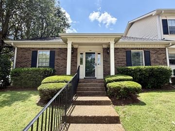 Brentwood house for rent - Brentwood Pointe 316