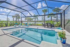 Estero house for rent - the pool is under a glass roof with chairs around it