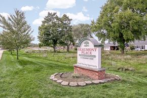 New Holland apartment for rent - Site sign