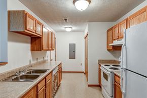 Mcconnellsville apartment for rent - Kitchen