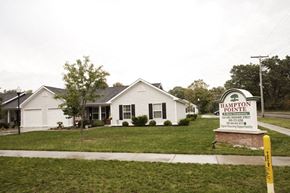 Three Rivers apartment for rent - Hampton Pointe Welcome Sign