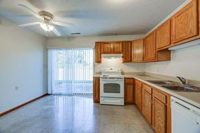 Wintersville apartment for rent - Kitchen