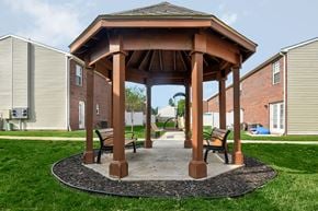 Parkersburg apartment for rent - Gazebo