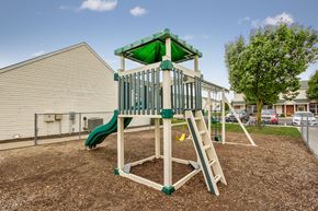 Ottawa apartment for rent - Playground