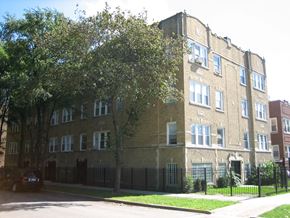 Chicago apartment for rent - the building in which the apartment is located