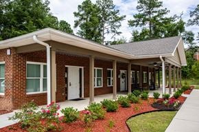 Macon apartment for rent - the building where the hotel is located