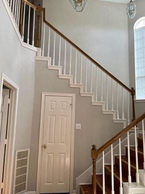 Sugar Land house for rent - a staircase in a house with a white door