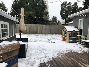 Victoria apartment for rent - a backyard with snow on the ground