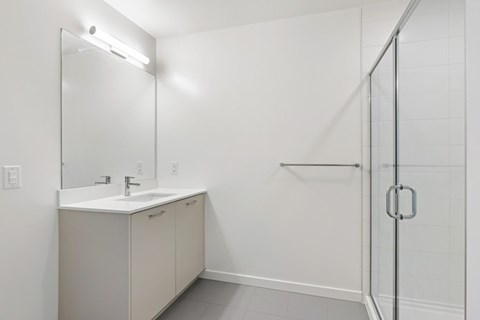 Floor plan for 2 beds, 2 baths, 821 sqft