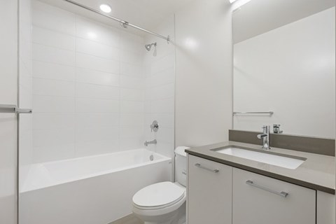 Floor plan for 2 beds, 2 baths, 939 sqft