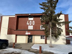 Prince Albert house for rent - the front of a building with the number 400 on it