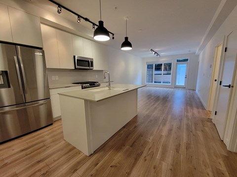 Floor plan for 2 beds, 2 baths, 868 sqft
