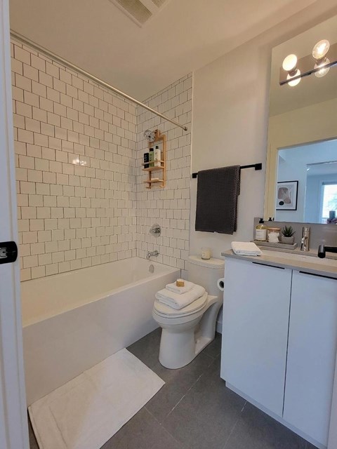 Floor plan for 1 bed, 1 bath, 613 sqft
