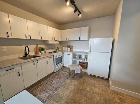 Floor plan for studio, 1 bath, 429 sqft