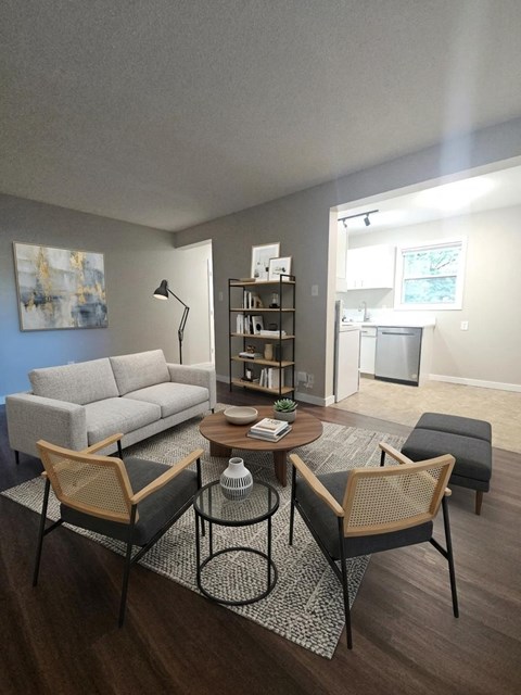 Floor plan for 2 beds, 1 bath, 707 sqft