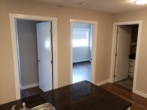 Floor plan for 2 beds, 1 bath, 900 sqft