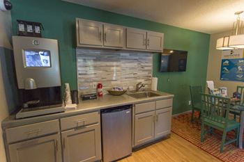 Complimentary coffee and snack bar