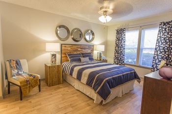 Designer ceiling fans with lighting*
