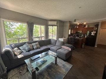 Edmonton house for rent - #203, 10235 112 Street Northwest