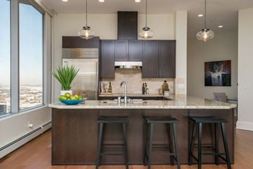 Edmonton house for rent - #3002, 10136 104 Street Northwest