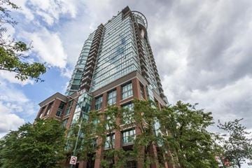 Vancouver apartment for rent - The National, 1506-1128 Quebec St