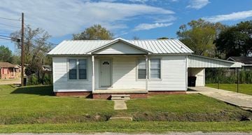 Lafayette house for rent - 204 Debaillon St