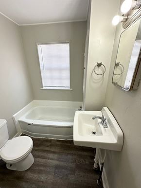 Lafayette house for rent - 204 Debaillon St